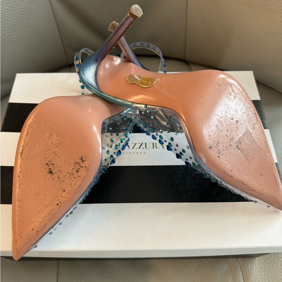 Aquazzura
Starburst 105mm crystal-embellished pumps. - Picture 4 of 6